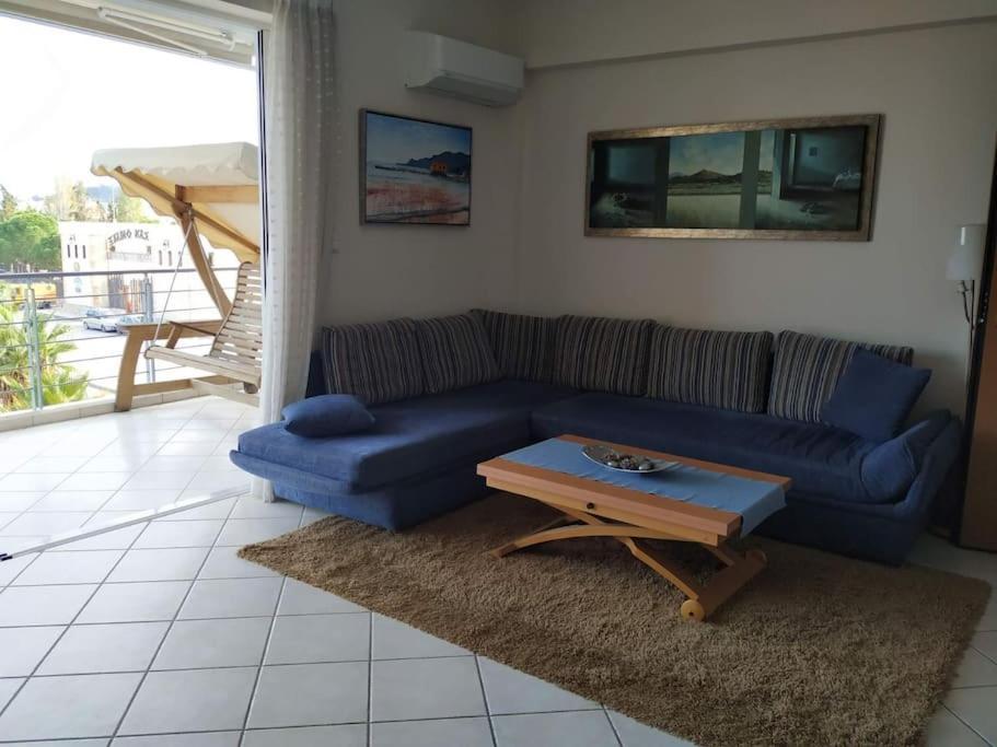 Апартаменты Mare Marina View 1 Ксилокастро Экстерьер фото